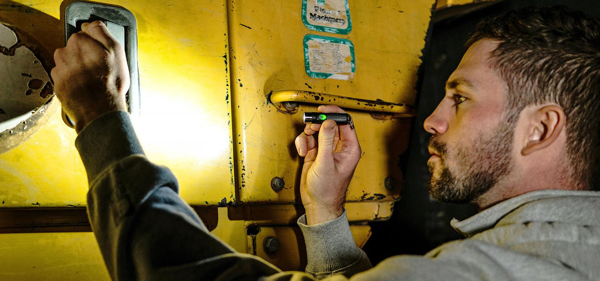 Coast KL20R Rechargeable LED Key Ring Torch